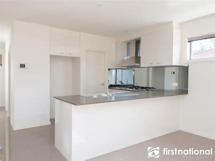 Fifth view of Homely unit listing, 2 &3 /14 Brisbane Street, Berwick VIC 3806