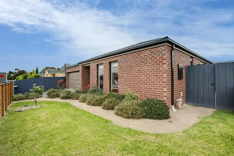 61 Guelph Street, Somerville VIC 3912