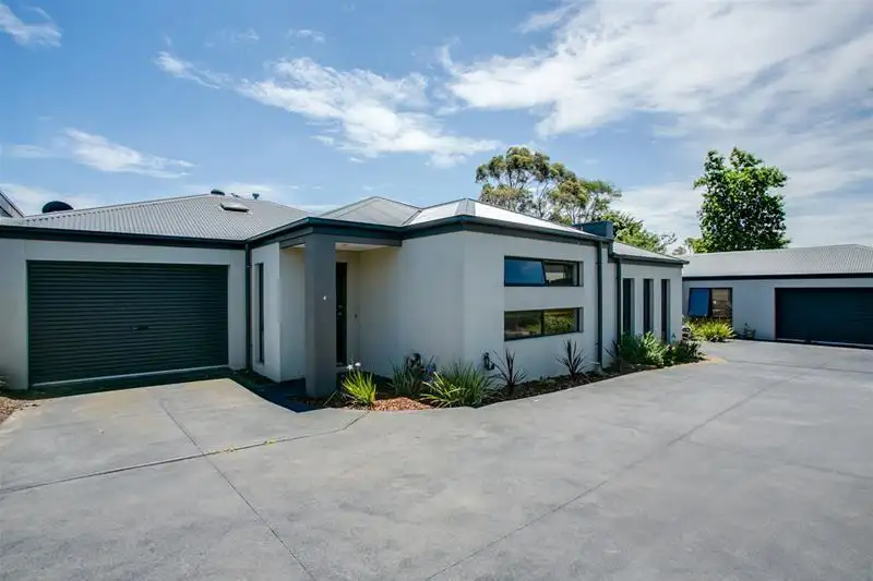 Main view of Homely unit listing, 4/66 Eramosa Road East, Somerville VIC 3912