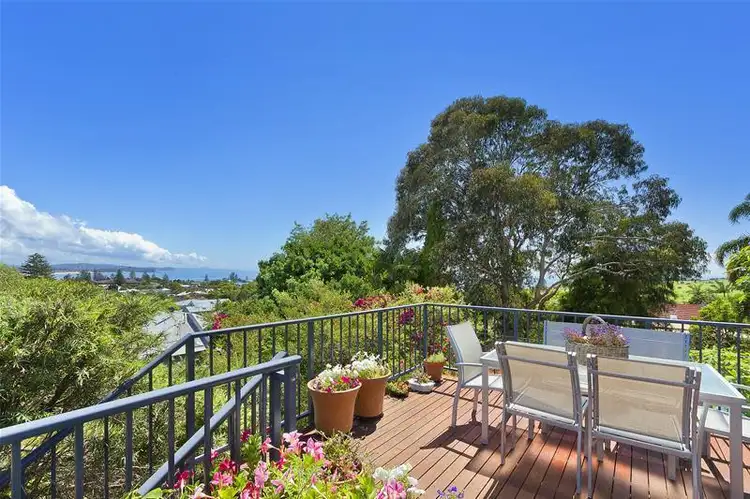 8 Bedford Crescent, Collaroy NSW 2097