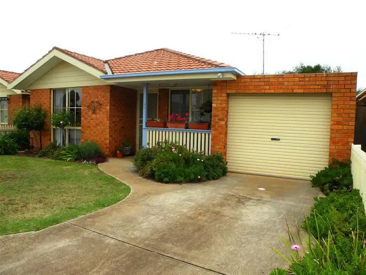 Second view of Homely house listing, 2/15 Bernard Court, Lara VIC 3212