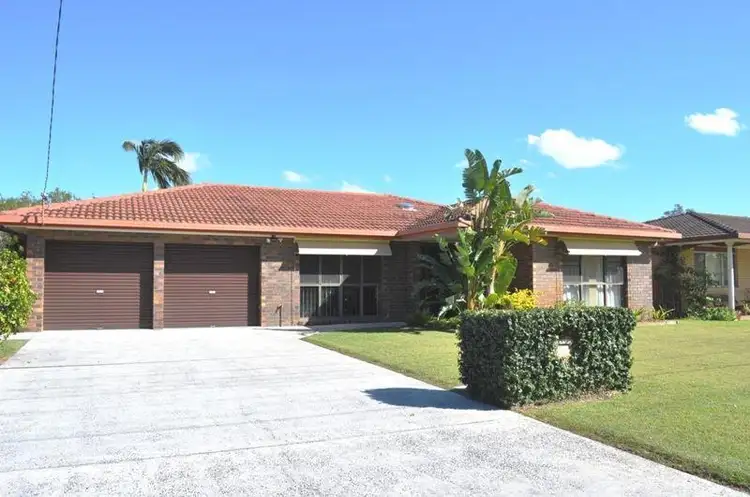 16 Coonawarra Court, Yamba NSW 2464