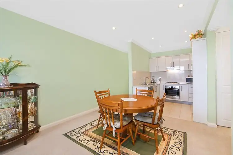 Second view of Homely unit listing, 4/31-35 Delmar Parade, Dee Why NSW 2099