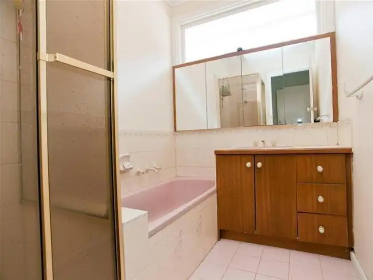 Sixth view of Homely house listing, 2 Darwin Street, Sunbury VIC 3429