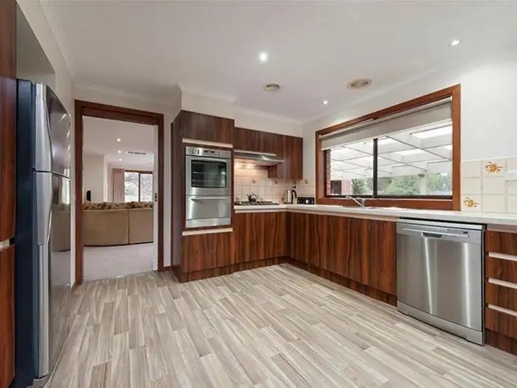 Second view of Homely house listing, 3 Ailsa Court, Sunbury VIC 3429