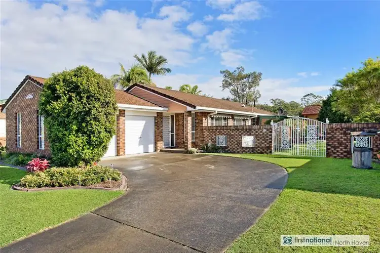 12 Murson Crescent, North Haven NSW 2443