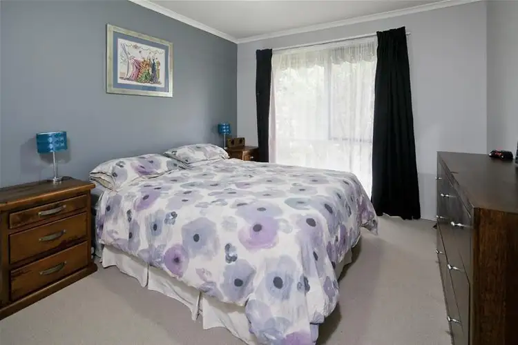 Third view of Homely house listing, 6 Kinloch Gardens, Endeavour Hills VIC 3802
