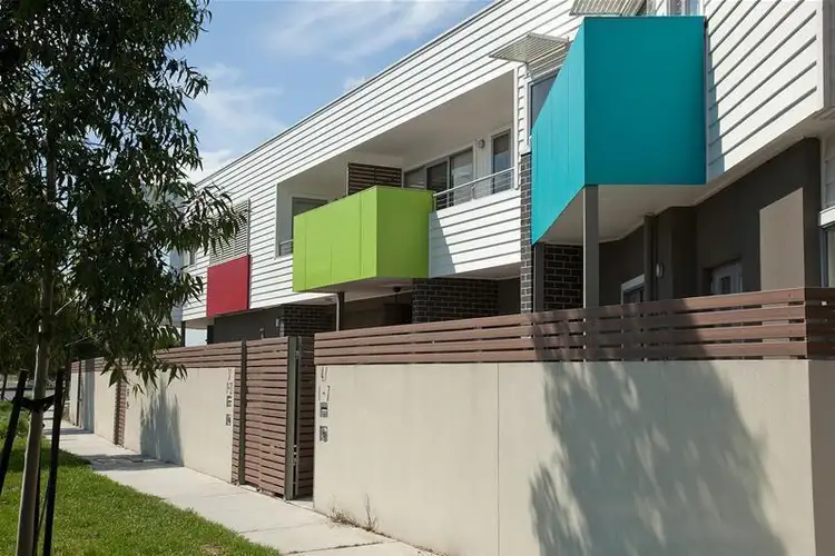 4/19-27 Connell  Lane, Dandenong VIC 3175