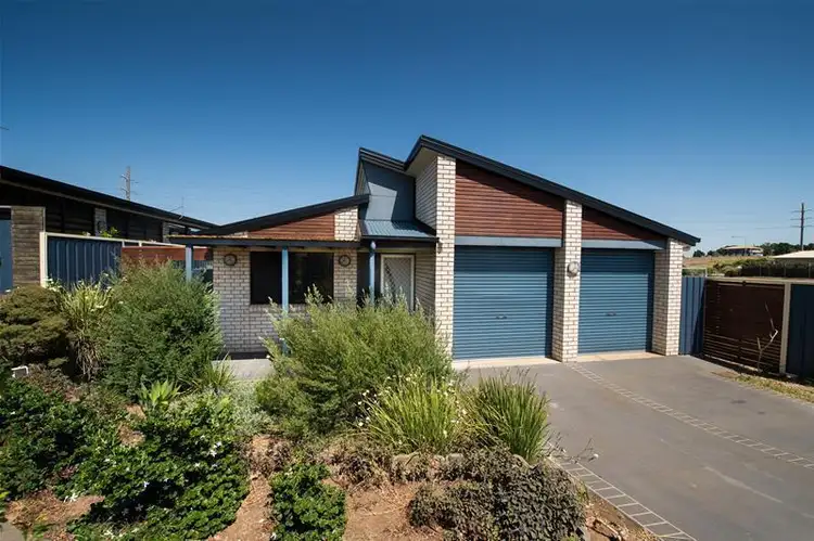 2/9 Wildcard Drive, Glenvale QLD 4350