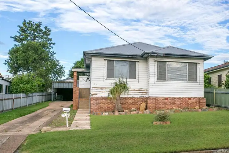 23 Vindin Street, Rutherford NSW 2320