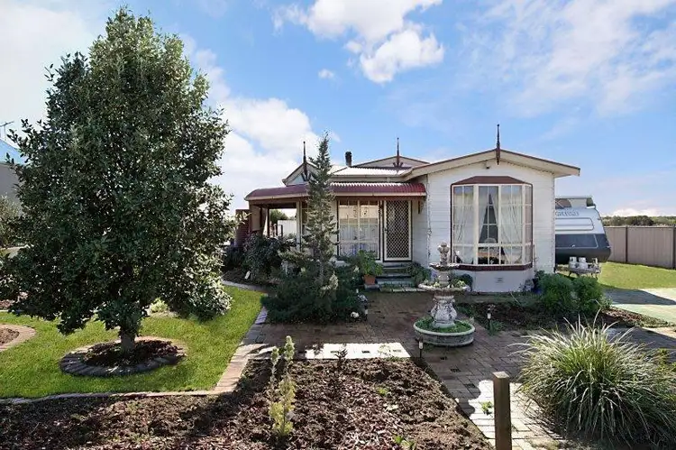 5 Kestrel Crescent, Thompson Beach SA 5501