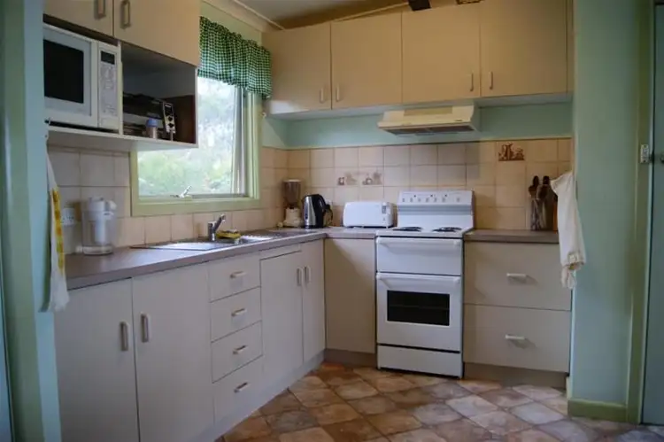 Sixth view of Homely house listing, 1 Beilby Avenue, Inverloch VIC 3996