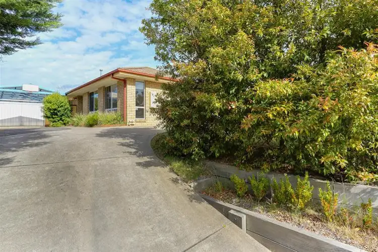 Second view of Homely house listing, 9 Anne Close, Somerville VIC 3912