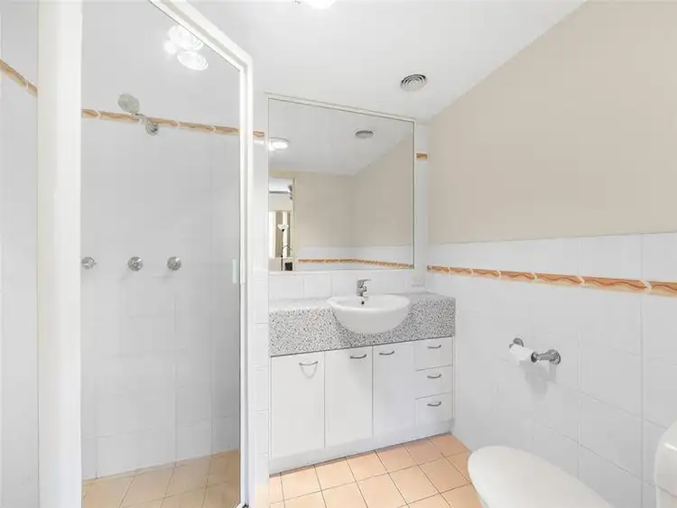 Sixth view of Homely apartment listing, 6/19 Norman Crescent, Norman Park QLD 4170