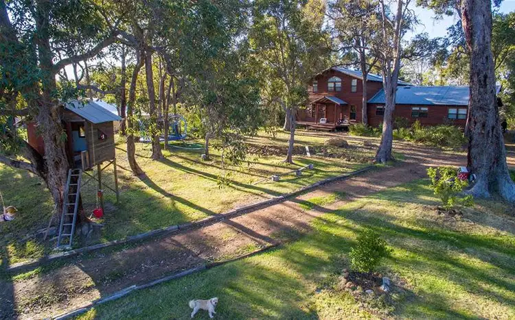 3 Baggins End, Mundaring WA 6073