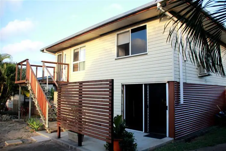 32 Place Avenue, Sarina QLD 4737