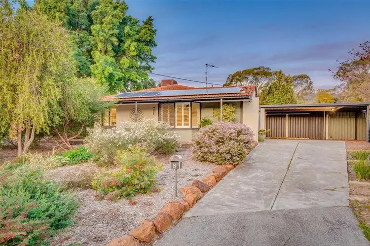 8 Reeves Court, Kelmscott WA 6111