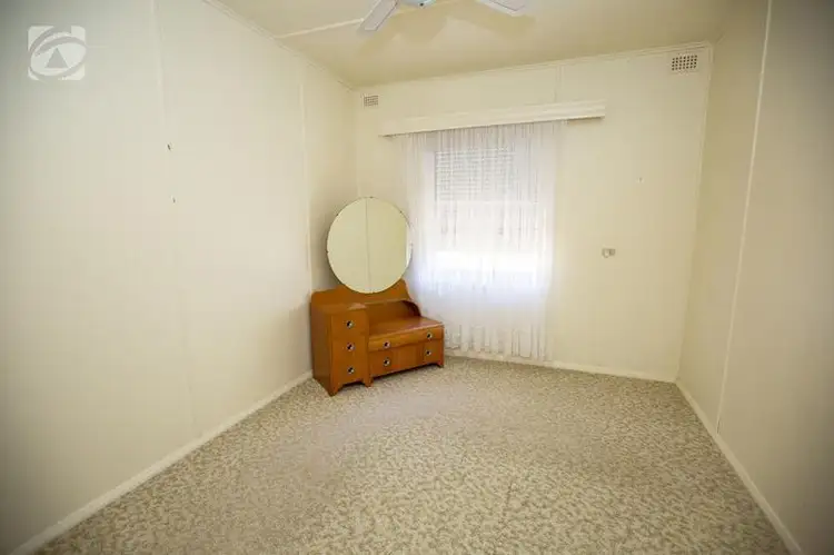 Fifth view of Homely house listing, 1 Dorset Street, Naracoorte SA 5271