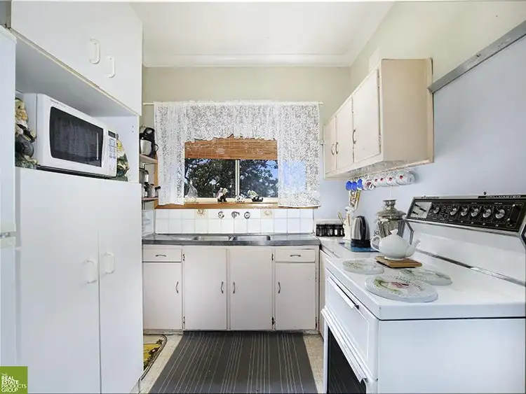 Second view of Homely house listing, 135 Farmborough Road, Farmborough Heights NSW 2526