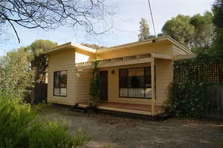 37 Beilby Avenue, Inverloch VIC 3996