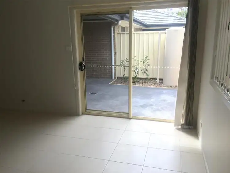 Third view of Homely villa listing, 2/6 Ogilvie Street, Beresfield NSW 2322