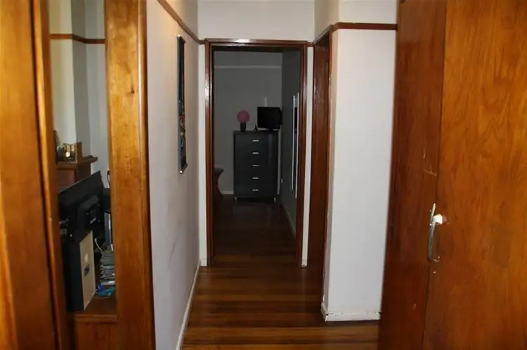 Fifth view of Homely house listing, 11 Westcliffs Crescent, Red Cliffs VIC 3496