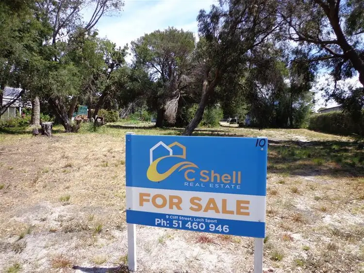 10 Leon Street, Loch Sport VIC 3851