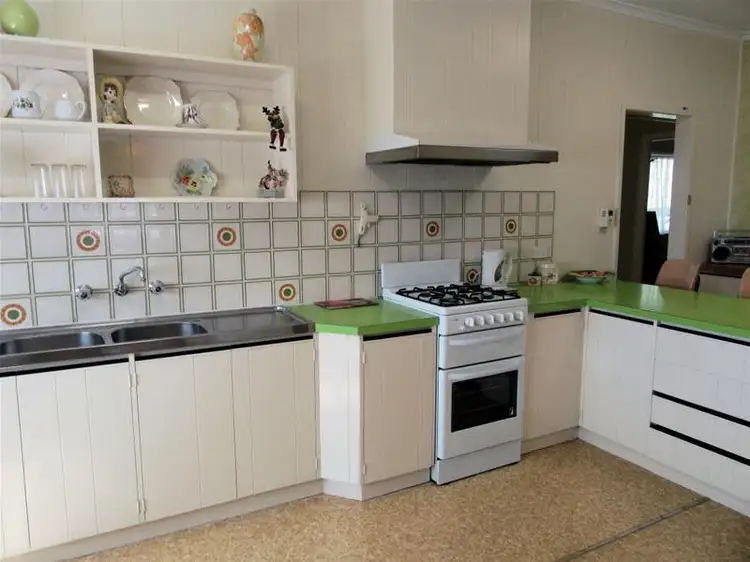 Third view of Homely house listing, 2 Goulburn Avenue, Red Cliffs VIC 3496