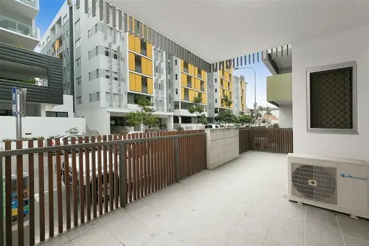 Sixth view of Homely apartment listing, 102/28 Masters Street, Newstead QLD 4006