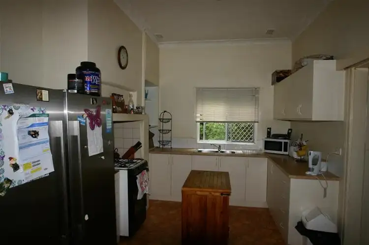 4 Leonora Street, Yakamia WA 6330