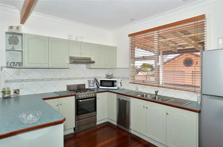 14 Stewart Street, Mira Mar WA 6330