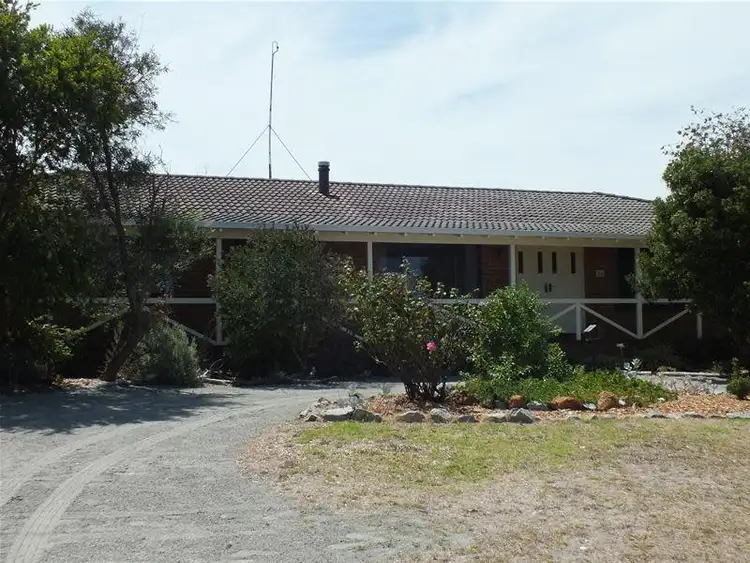 26 Sherwood Drive, Mckail WA 6330