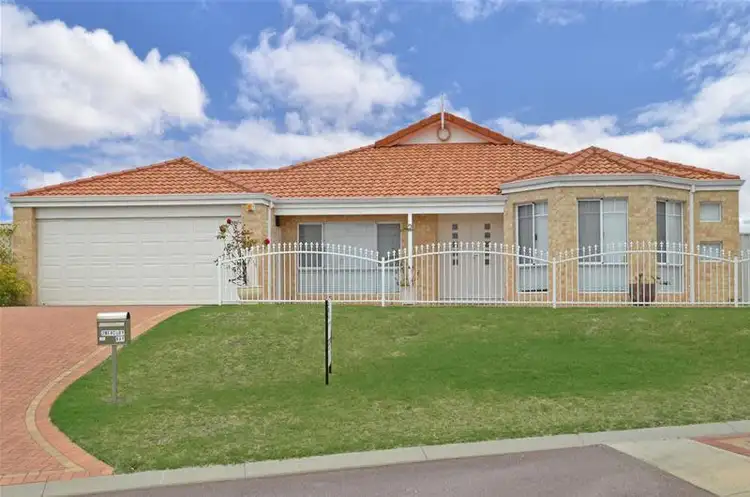Second view of Homely house listing, 2 Mercury Way, Mckail WA 6330