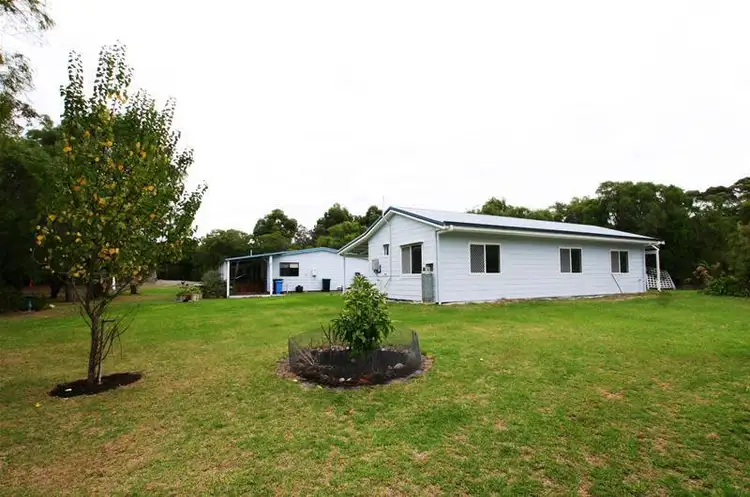 748 Frenchman Bay Road, Little Grove WA 6330