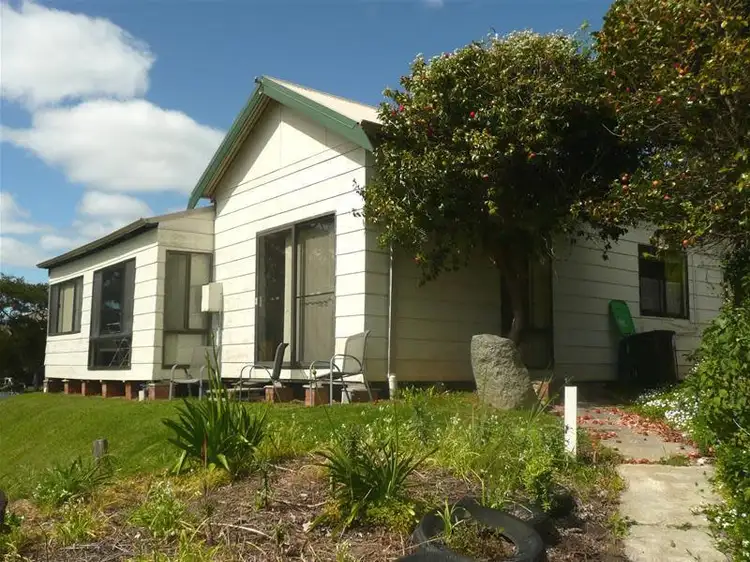 223 Serpentine Road, Mount Melville WA 6330
