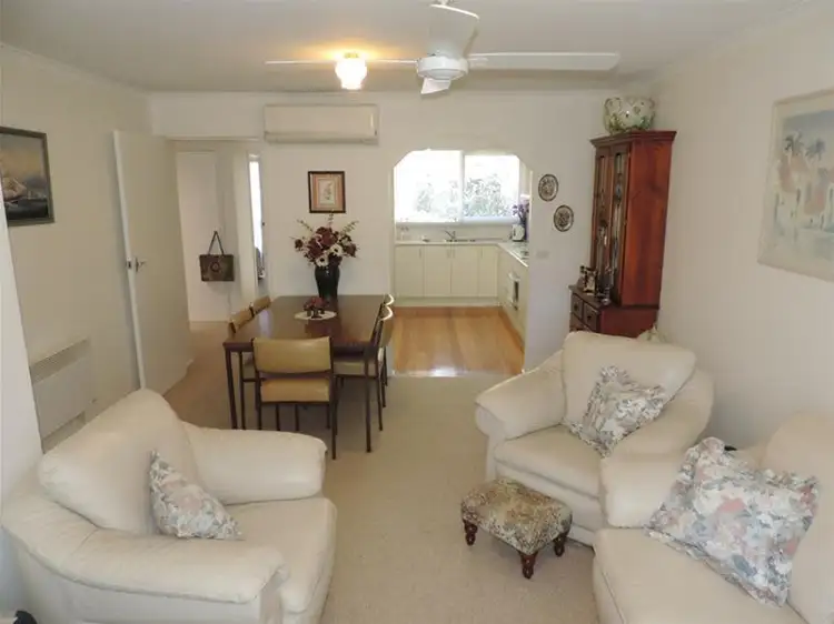 9 Burke Street, Bright VIC 3741