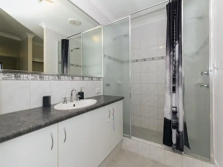 Sixth view of Homely house listing, 4 Erina Way, Ridgewood WA 6030