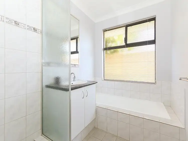 Seventh view of Homely house listing, 4 Erina Way, Ridgewood WA 6030