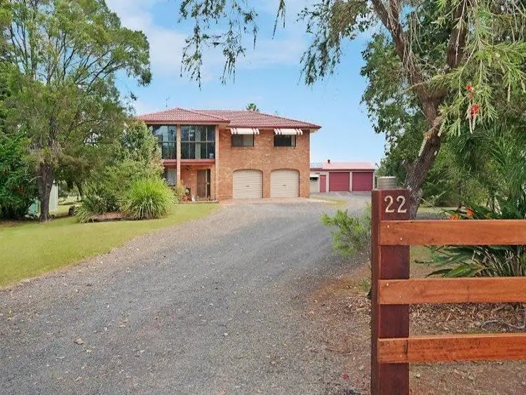 22 Meadow Drive, South Lismore NSW 2480