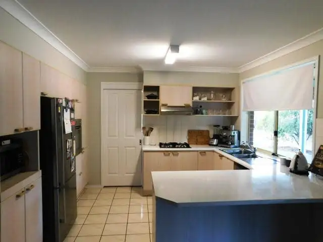 Second view of Homely house listing, 10 Paterson Avenue, Baranduda VIC 3691