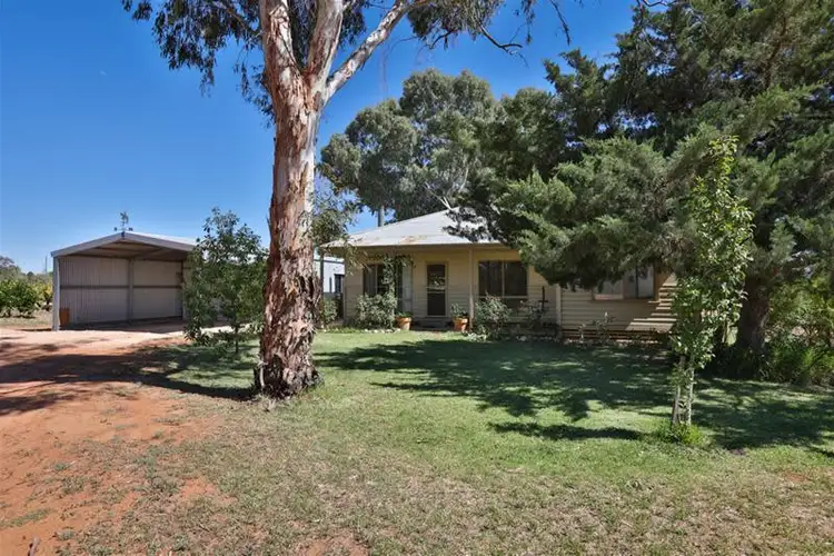 50 Sandilong Avenue, Nichols Point VIC 3501