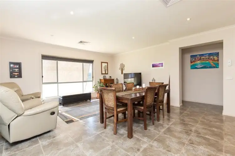 Sixth view of Homely house listing, 19 Anne Cox Drive, Red Cliffs VIC 3496
