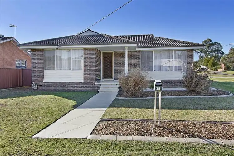 38 Durham Drive, Edgeworth NSW 2285