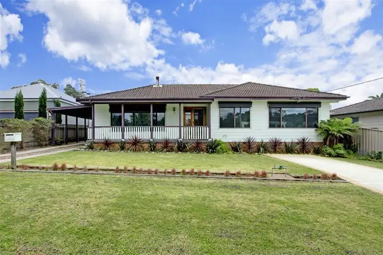 15 William Street, Holmesville NSW 2286
