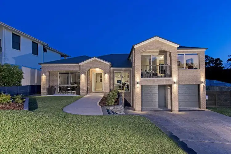 87 Araminta Chase, Cameron Park NSW 2285