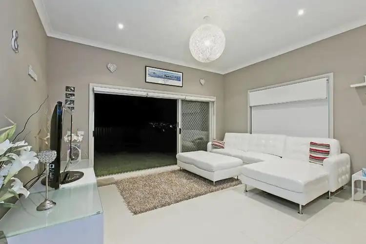 Second view of Homely house listing, 21 Graysynd Circuit, Cameron Park NSW 2285