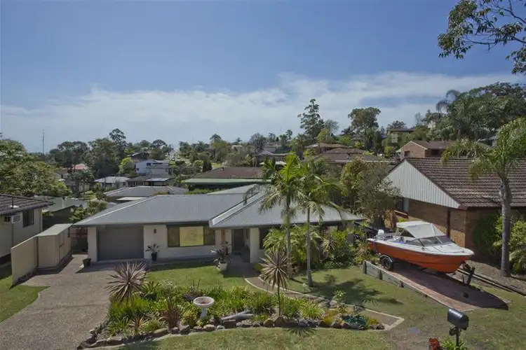 5 Rutherglen Place, Macquarie Hills NSW 2285