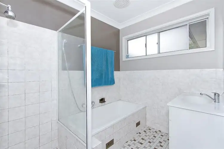 Fourth view of Homely house listing, 28 Argyll Crescent, Edgeworth NSW 2285