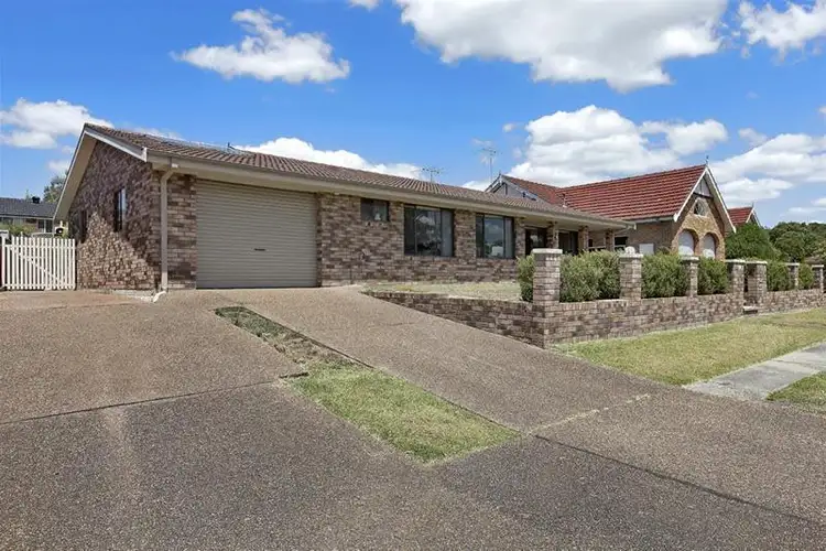 Main view of Homely house listing, 18 Palisade Street, Edgeworth NSW 2285