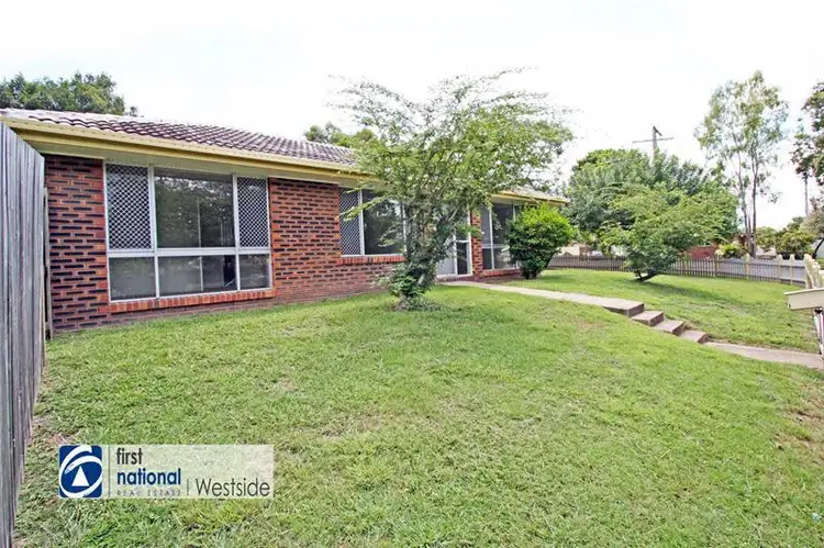 1 Donro Court, Bundamba QLD 4304